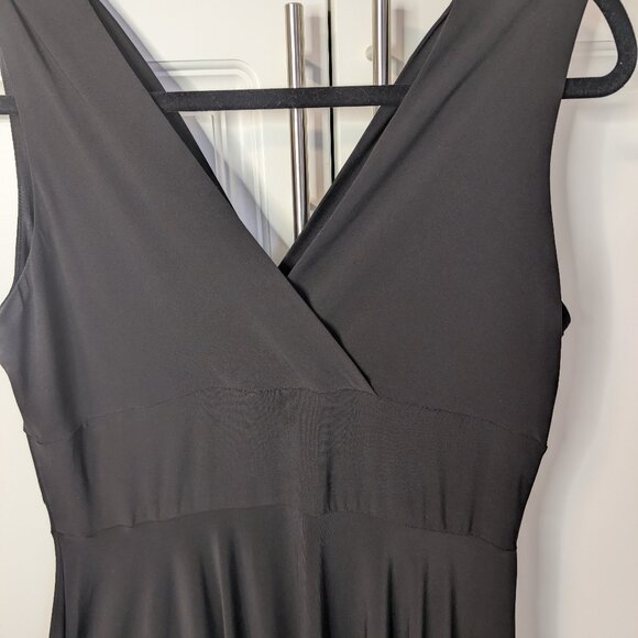 Cleo Petites Holiday Party Dress | Size 12P, V-Neck, Empire Waist, Midi, Swing - Picture 4 of 9